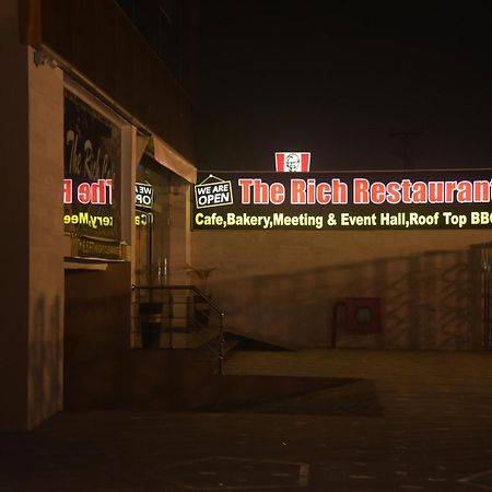 The Rich Hotel & Apartments Λαχόρη Εξωτερικό φωτογραφία