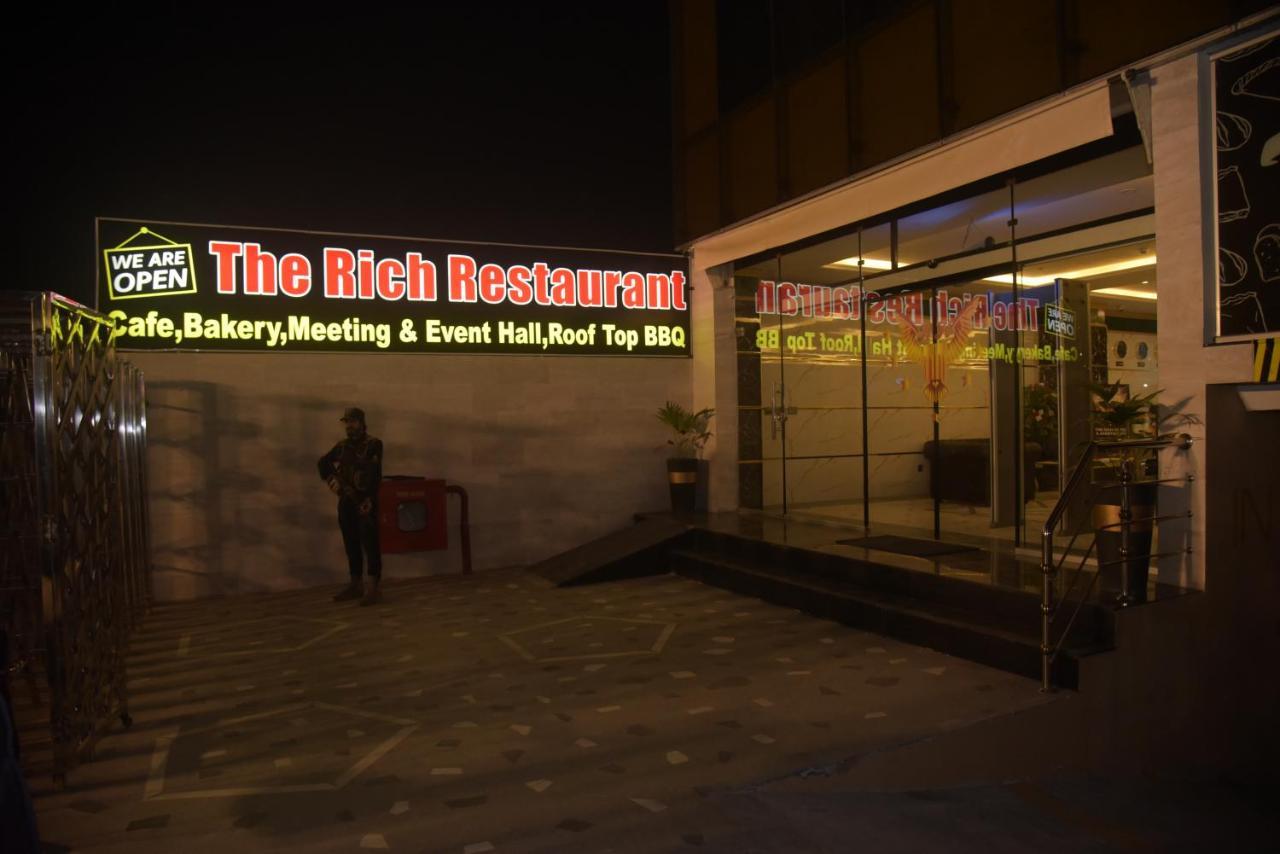 The Rich Hotel & Apartments Λαχόρη Εξωτερικό φωτογραφία