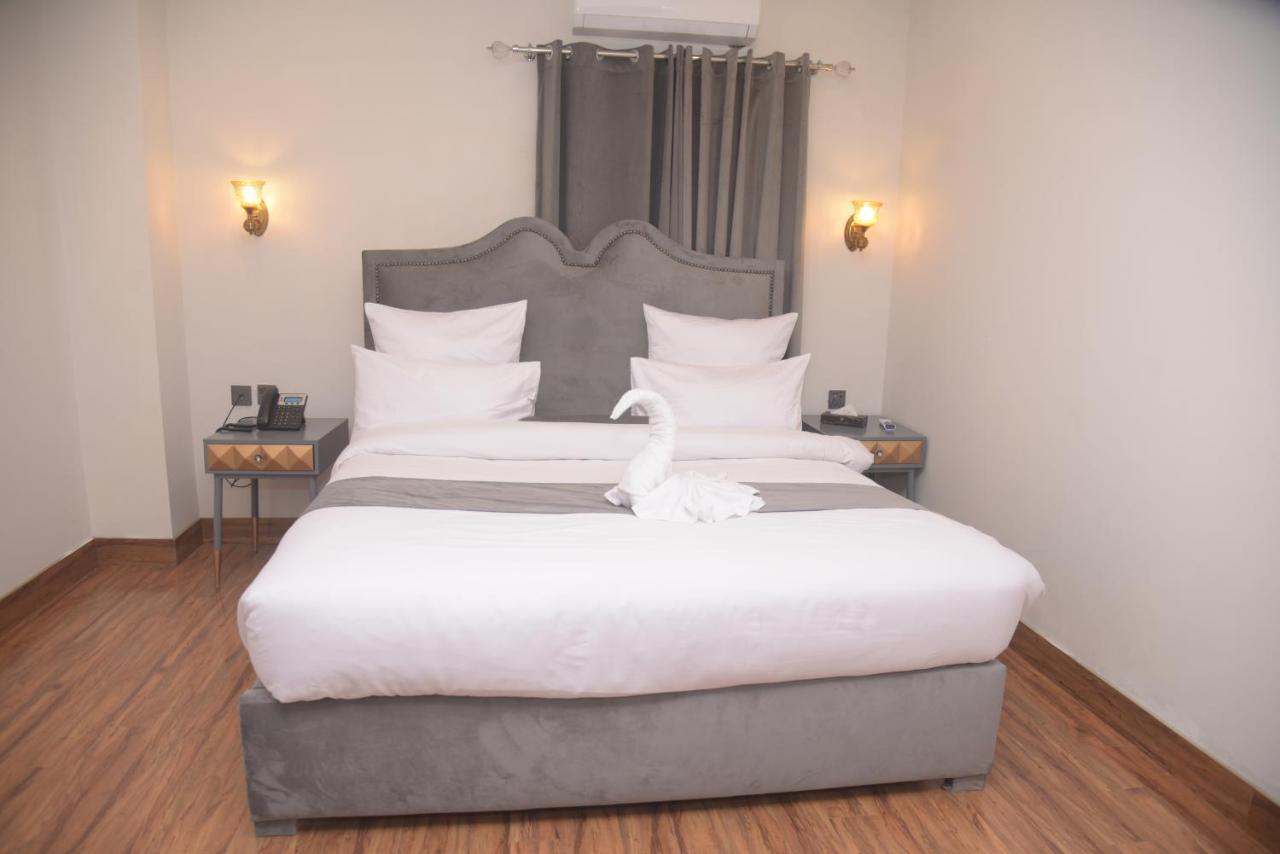 The Rich Hotel & Apartments Λαχόρη Εξωτερικό φωτογραφία