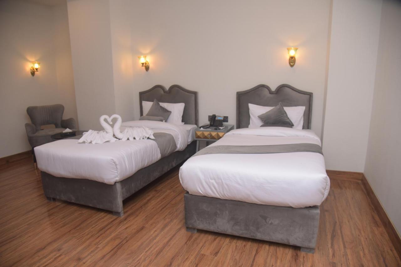 The Rich Hotel & Apartments Λαχόρη Εξωτερικό φωτογραφία
