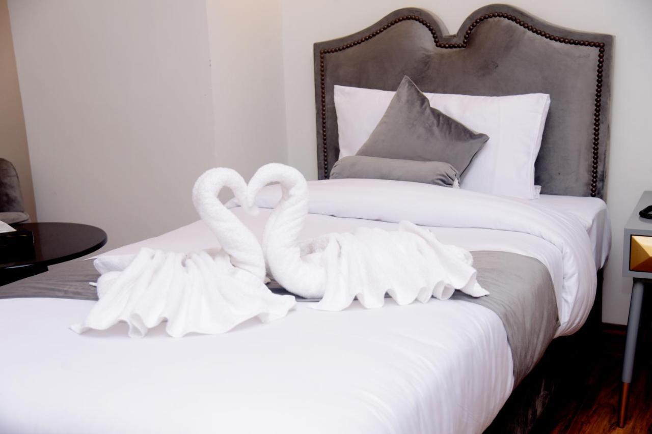 The Rich Hotel & Apartments Λαχόρη Εξωτερικό φωτογραφία