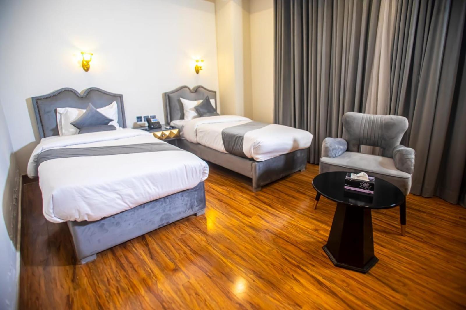 The Rich Hotel & Apartments Λαχόρη Εξωτερικό φωτογραφία
