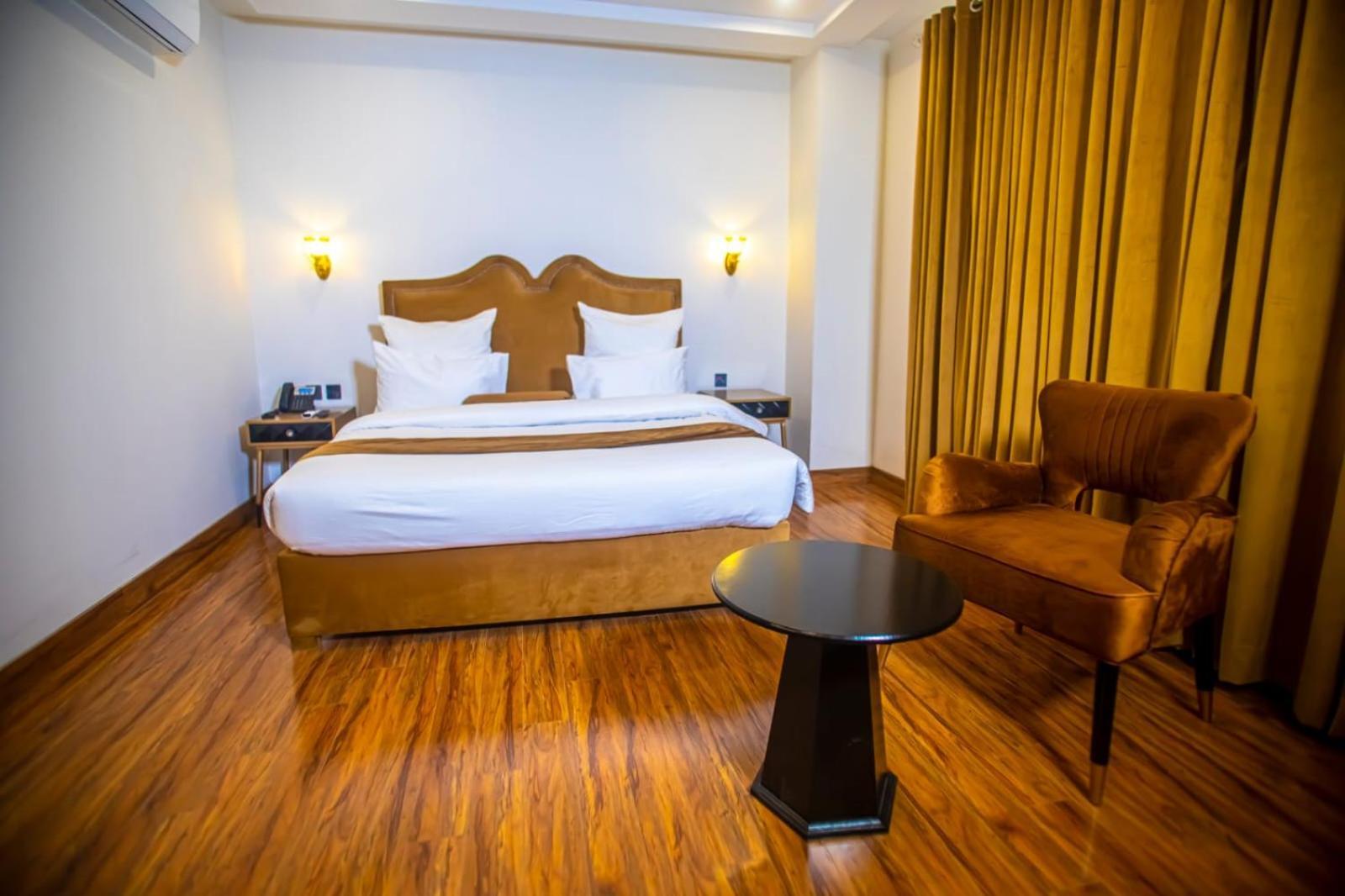 The Rich Hotel & Apartments Λαχόρη Εξωτερικό φωτογραφία